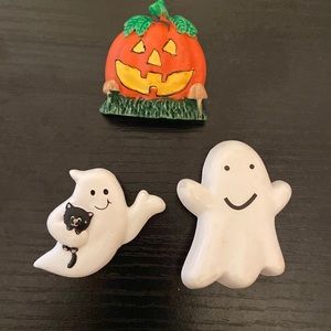 Vintage Halloween pins
